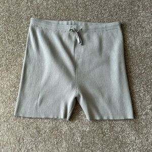 Legoe Heritage Size 4 Pregnancy Maternity Shorts Greige